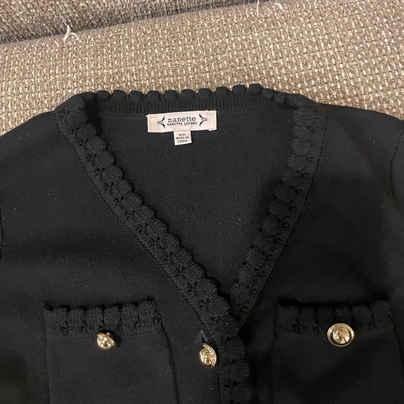 Nanette Lapore Short Sleeve Black Sweater Size XS Gold buttons - Picture 2 of 6